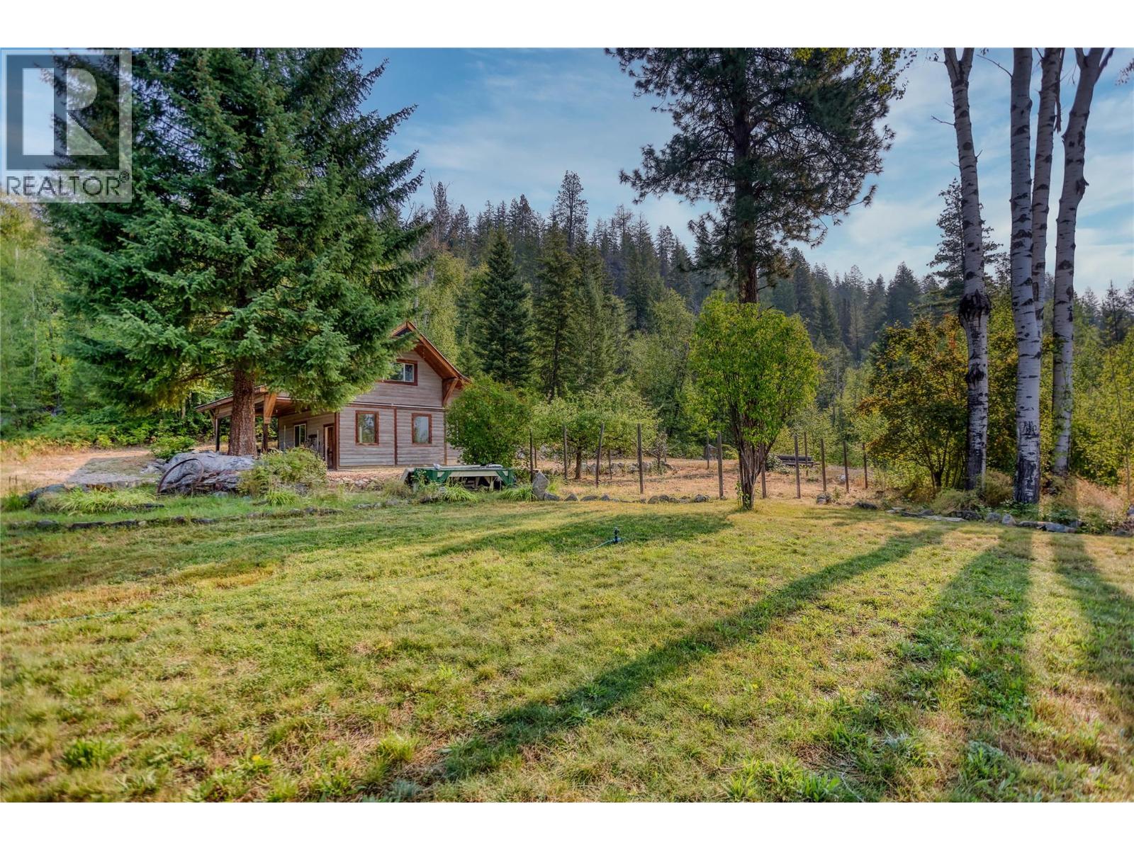 220 Grohman Creek Road, Nelson, British Columbia  V1L 5P3 - Photo 6 - 10398761