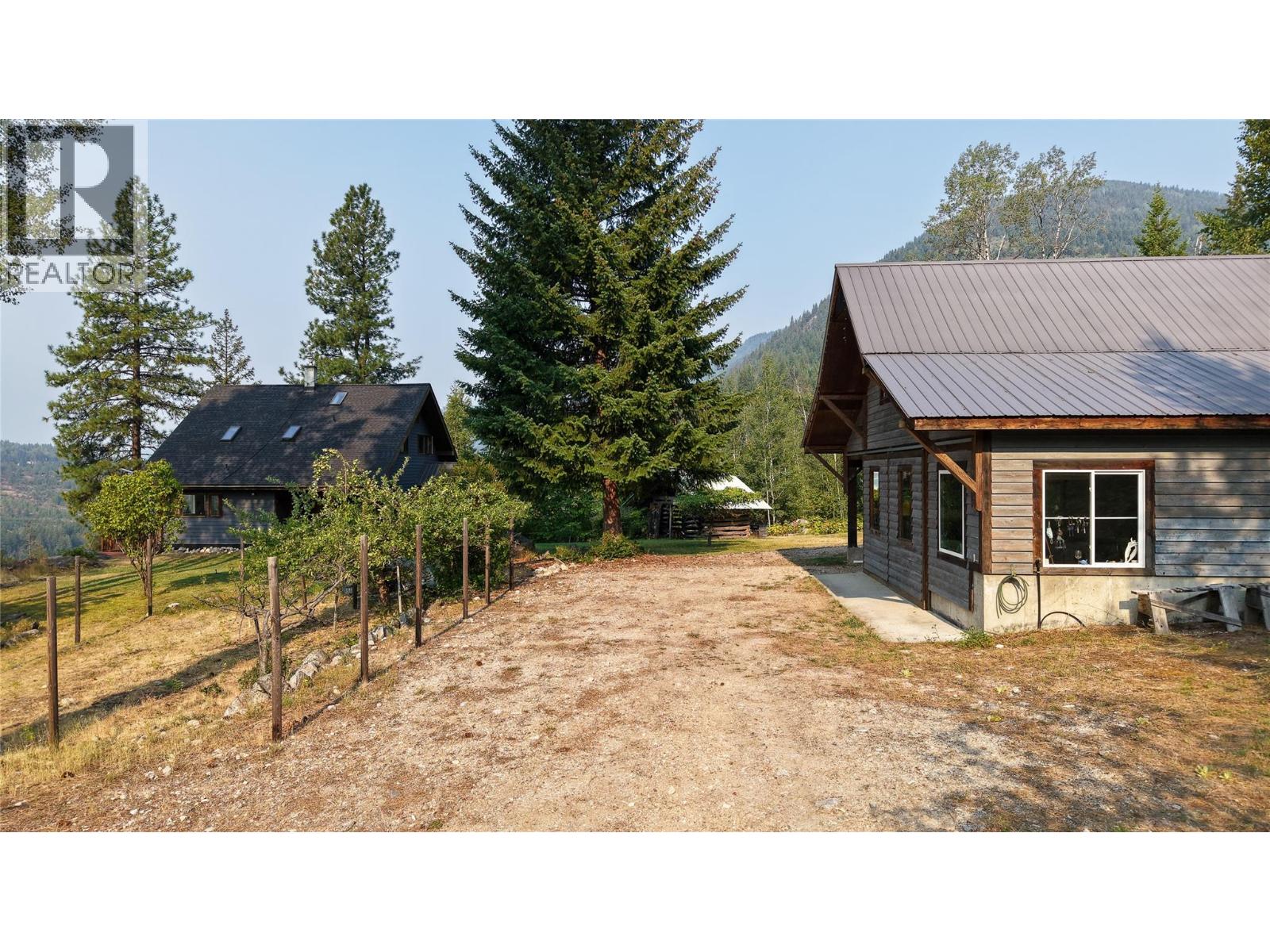 220 Grohman Creek Road, Nelson, British Columbia  V1L 5P3 - Photo 63 - 10398761