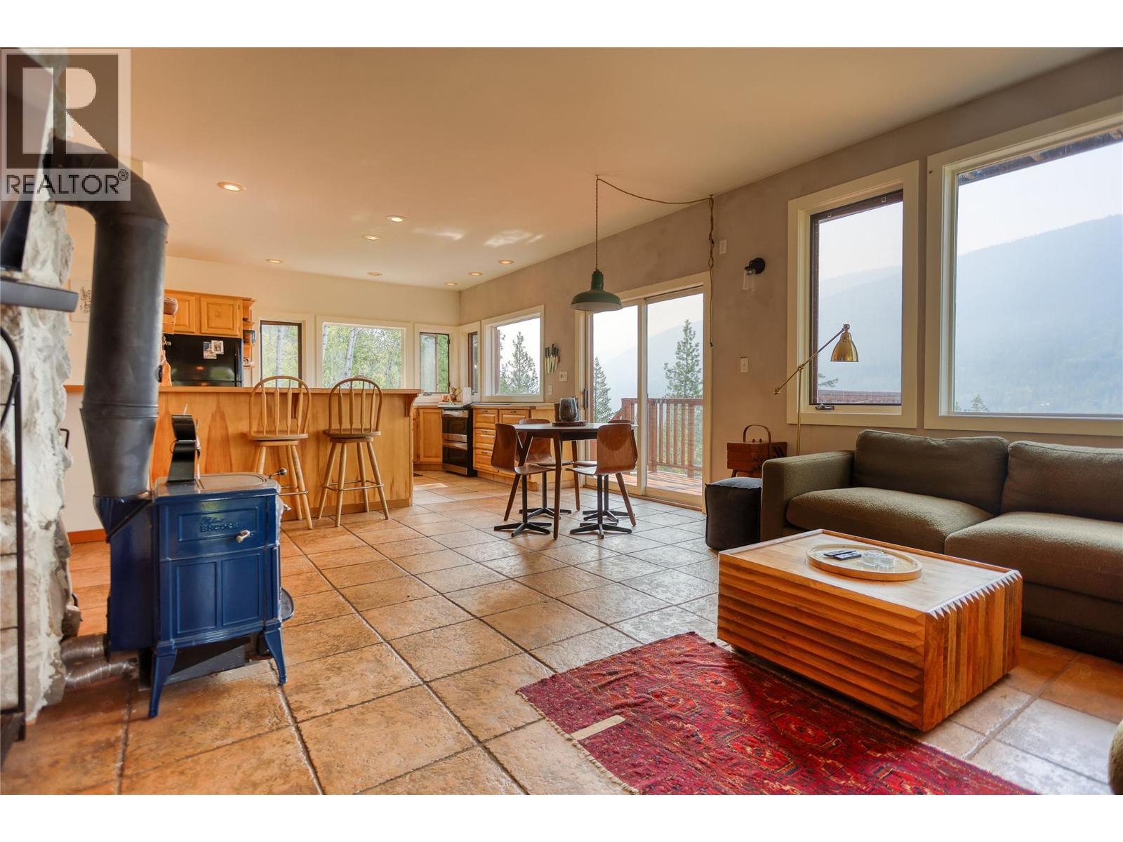 220 Grohman Creek Road, Nelson, British Columbia  V1L 5P3 - Photo 8 - 10398761