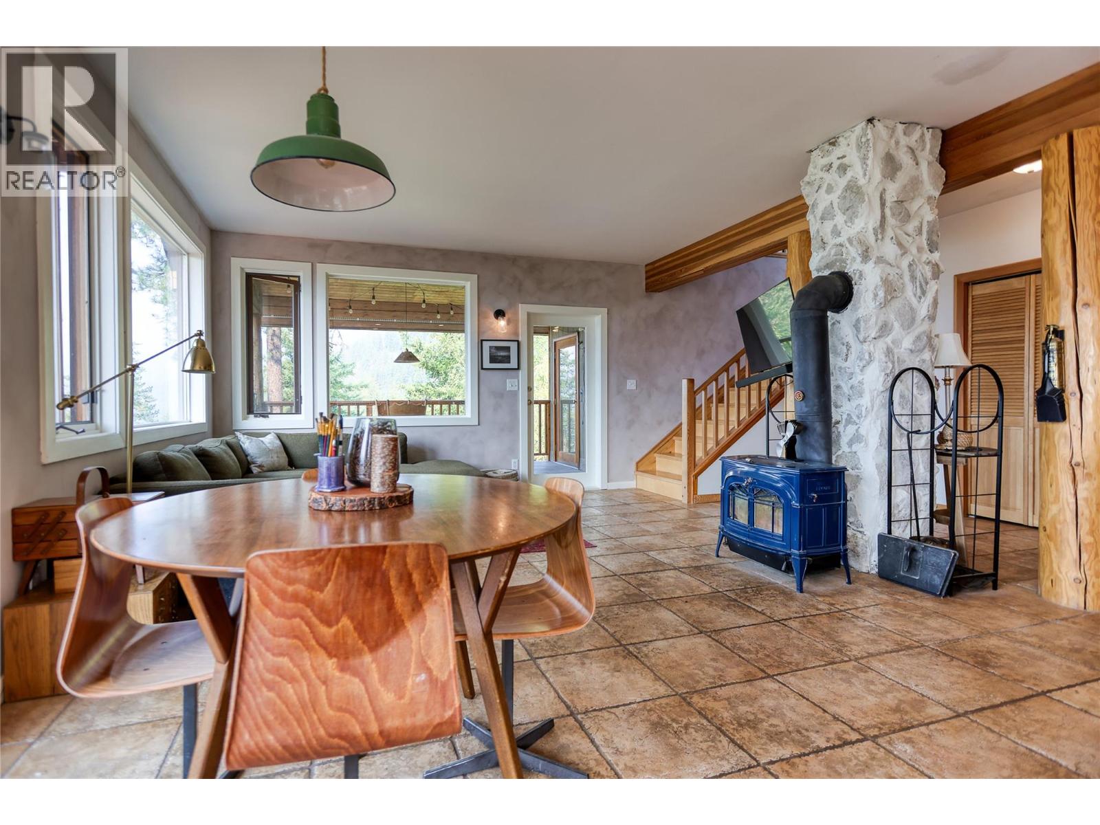 220 Grohman Creek Road, Nelson, British Columbia  V1L 5P3 - Photo 9 - 10398761