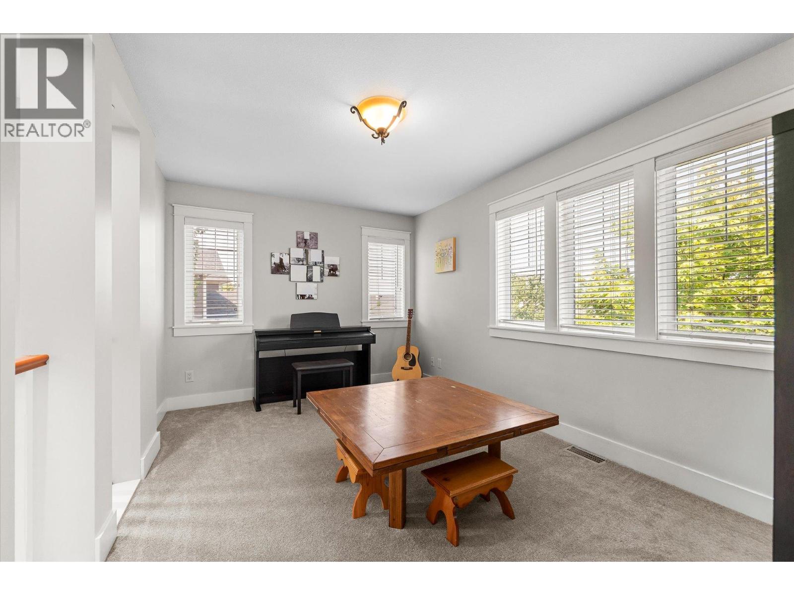 361 Quilchena Drive, Kelowna, British Columbia  V1W 4W4 - Photo 35 - 10398347