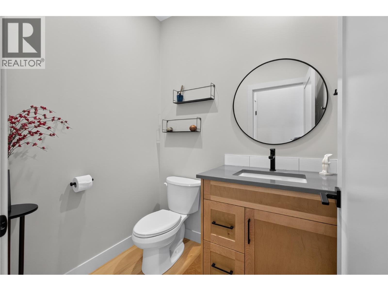 9823 Cathedral Drive, Silver Star, British Columbia  V1B 0S1 - Photo 13 - 10397394