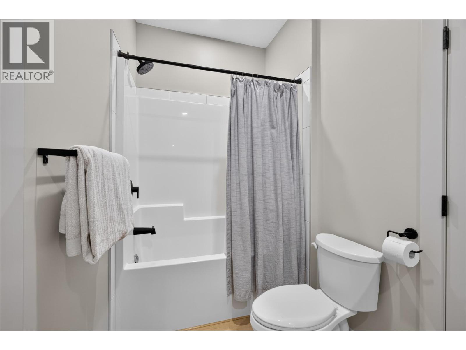 9823 Cathedral Drive, Silver Star, British Columbia  V1B 0S1 - Photo 27 - 10397394