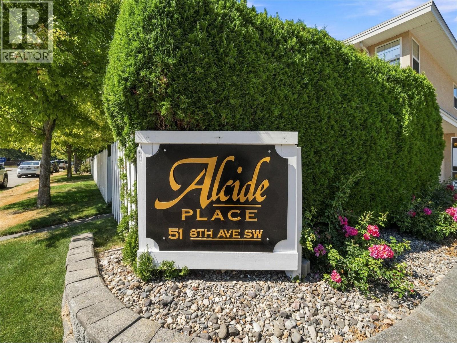 51 8 Avenue Sw Unit# 14, Salmon Arm, British Columbia  V1E 3L9 - Photo 33 - 10398760