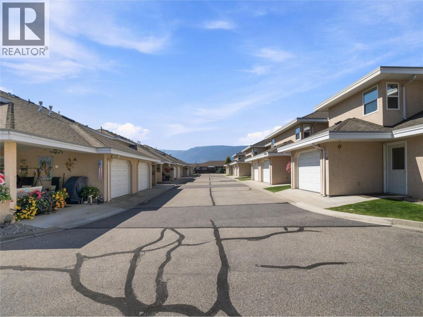 51 8 Avenue Sw Unit# 14, Salmon Arm, British Columbia  V1E 3L9 - Photo 34 - 10398760