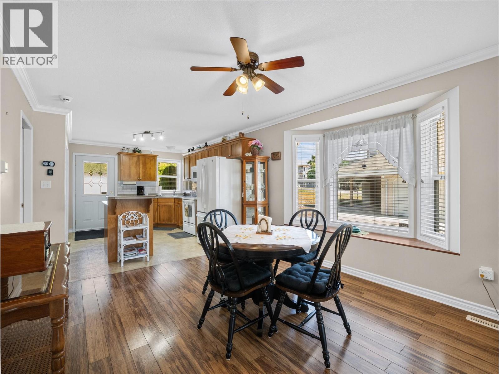 51 8 Avenue Sw Unit# 14, Salmon Arm, British Columbia  V1E 3L9 - Photo 7 - 10398760