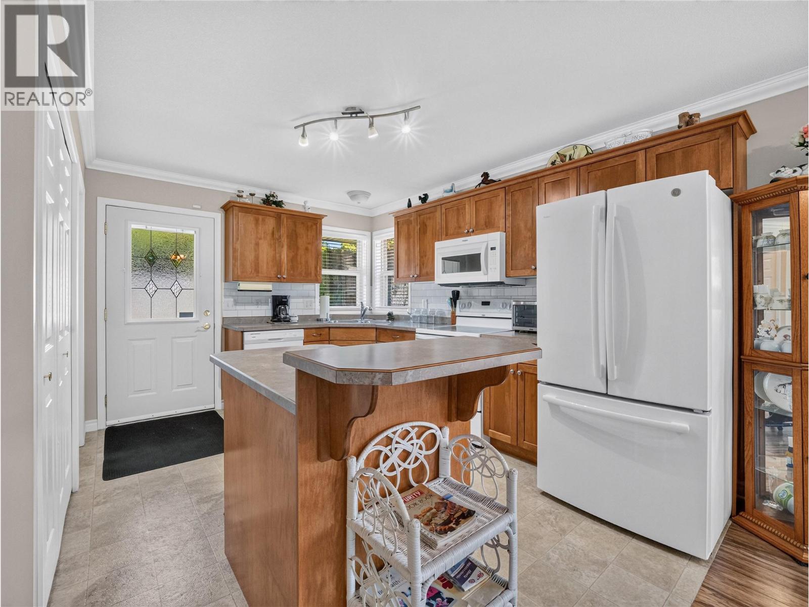51 8 Avenue Sw Unit# 14, Salmon Arm, British Columbia  V1E 3L9 - Photo 8 - 10398760