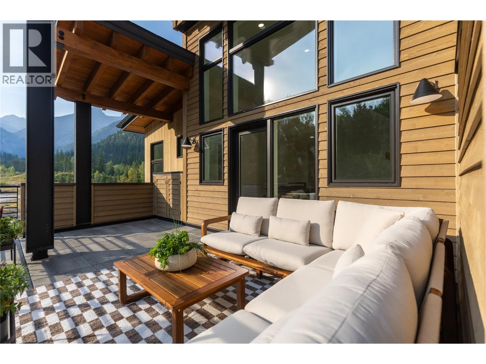 445 Canyon Trail Unit# C, Fernie, British Columbia  V0B 1M5 - Photo 18 - 10398539