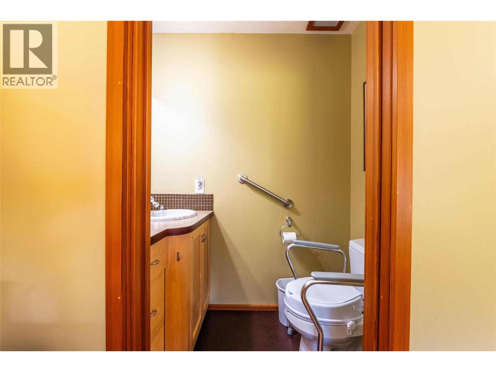 541 Bear Road, Salmo, British Columbia  V0G 1Z0 - Photo 26 - 10398532