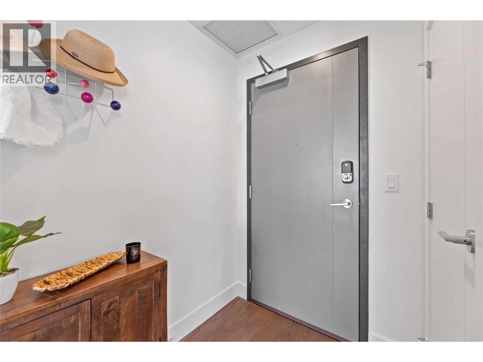 1191 Sunset Drive Unit# 2505, Kelowna, British Columbia  V1Y 0J6 - Photo 4 - 10398707