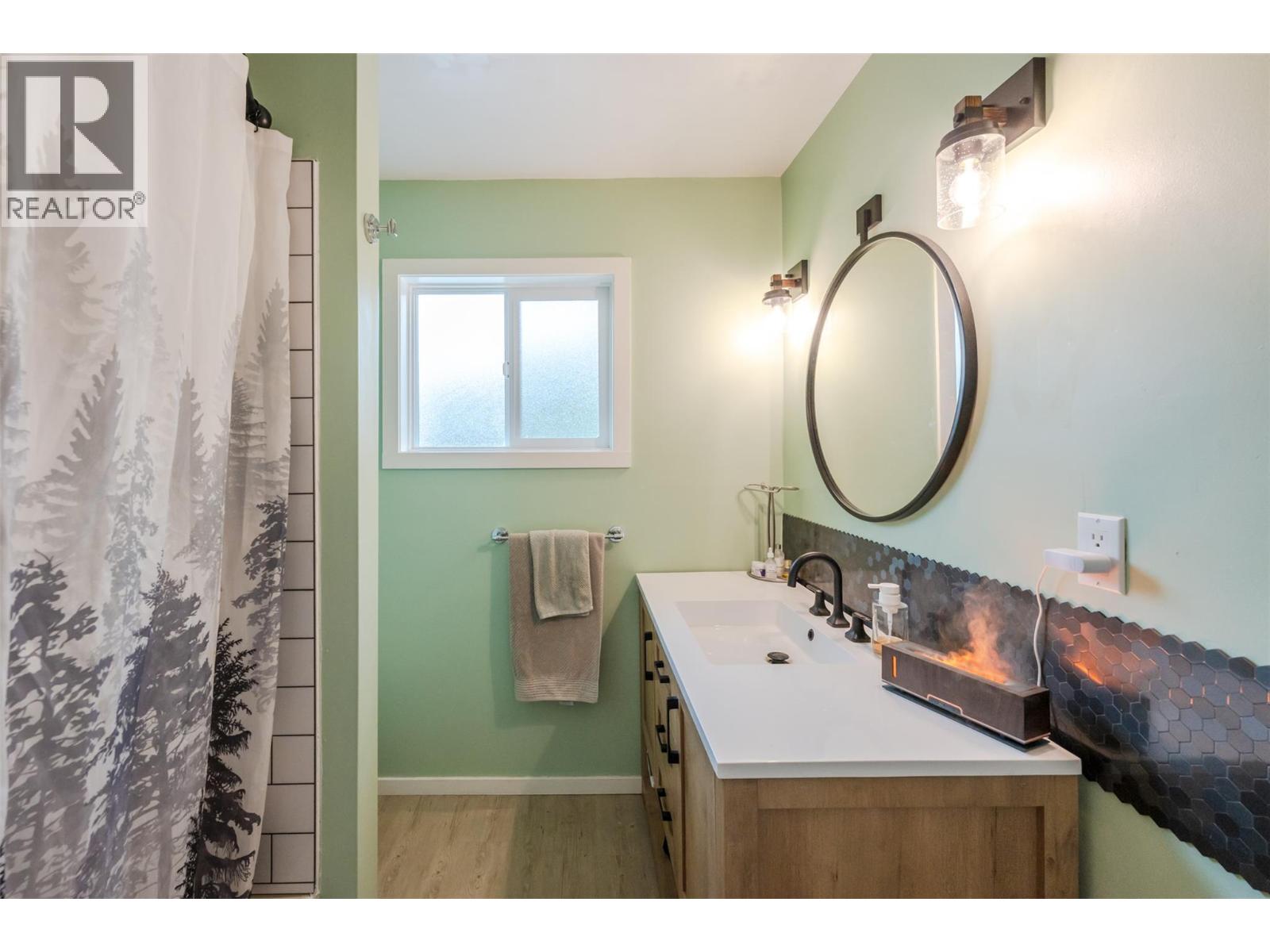 278 Redwing Place, Oliver, British Columbia  V0H 1T4 - Photo 11 - 10397741