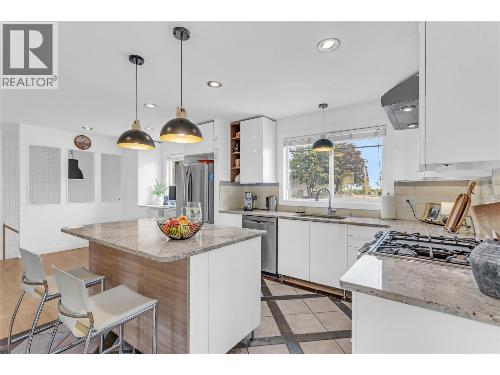 2232 Witt Road, West Kelowna, British Columbia  V4T 2C5 - Photo 11 - 10398729