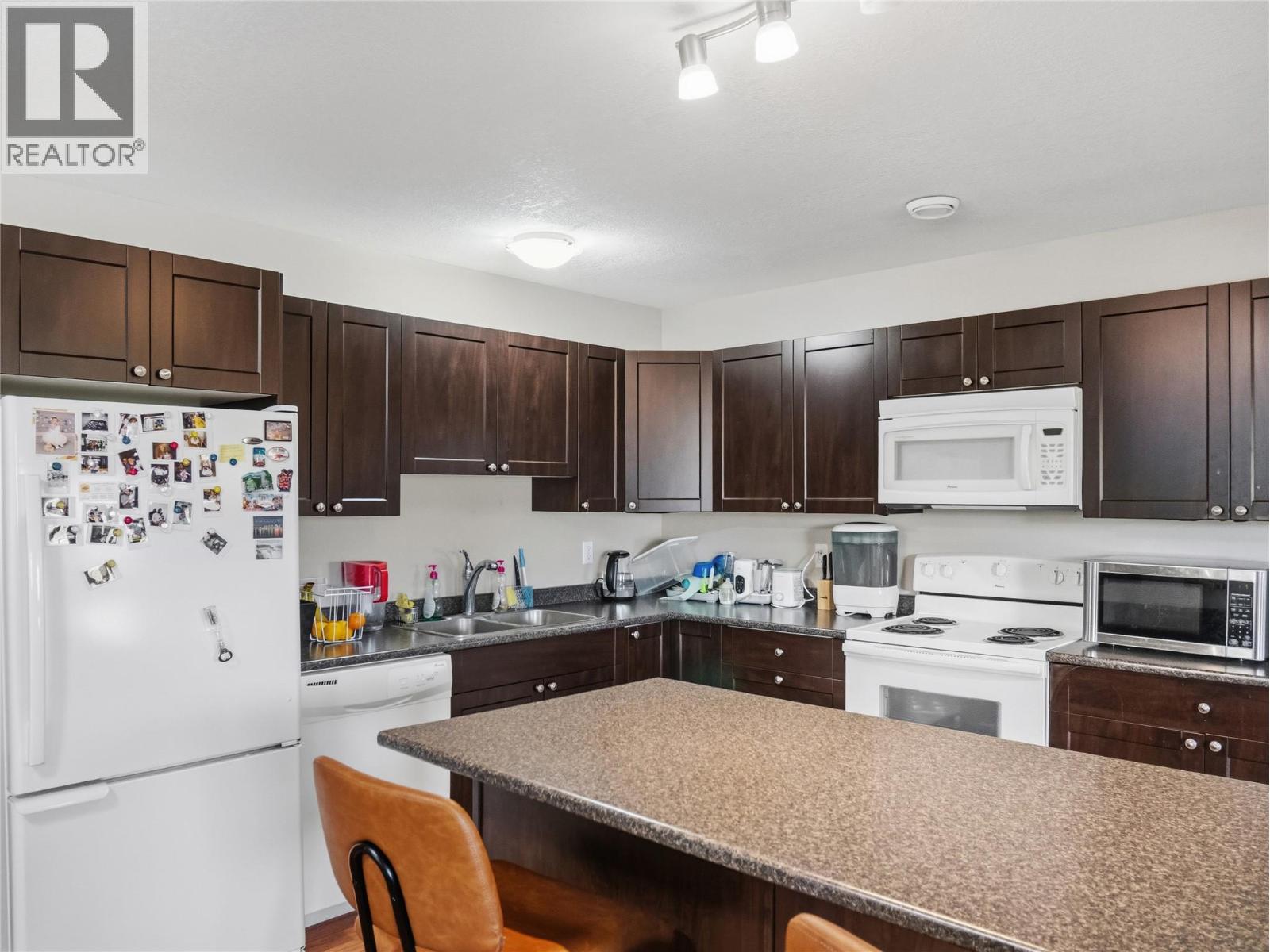 8206 18 Street, Dawson Creek, British Columbia  V1G 0G4 - Photo 3 - 10398696