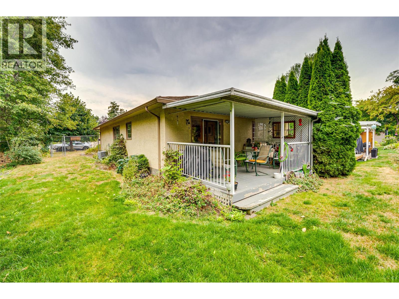 1700 Bighorn Road Unit# 5, Vernon, British Columbia  V1T 9E1 - Photo 4 - 10398773