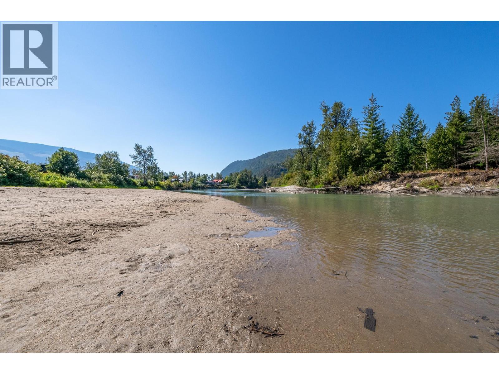 1383 Silver Sands Road Unit# 30, Sicamous, British Columbia  V0E 2V4 - Photo 14 - 10398648