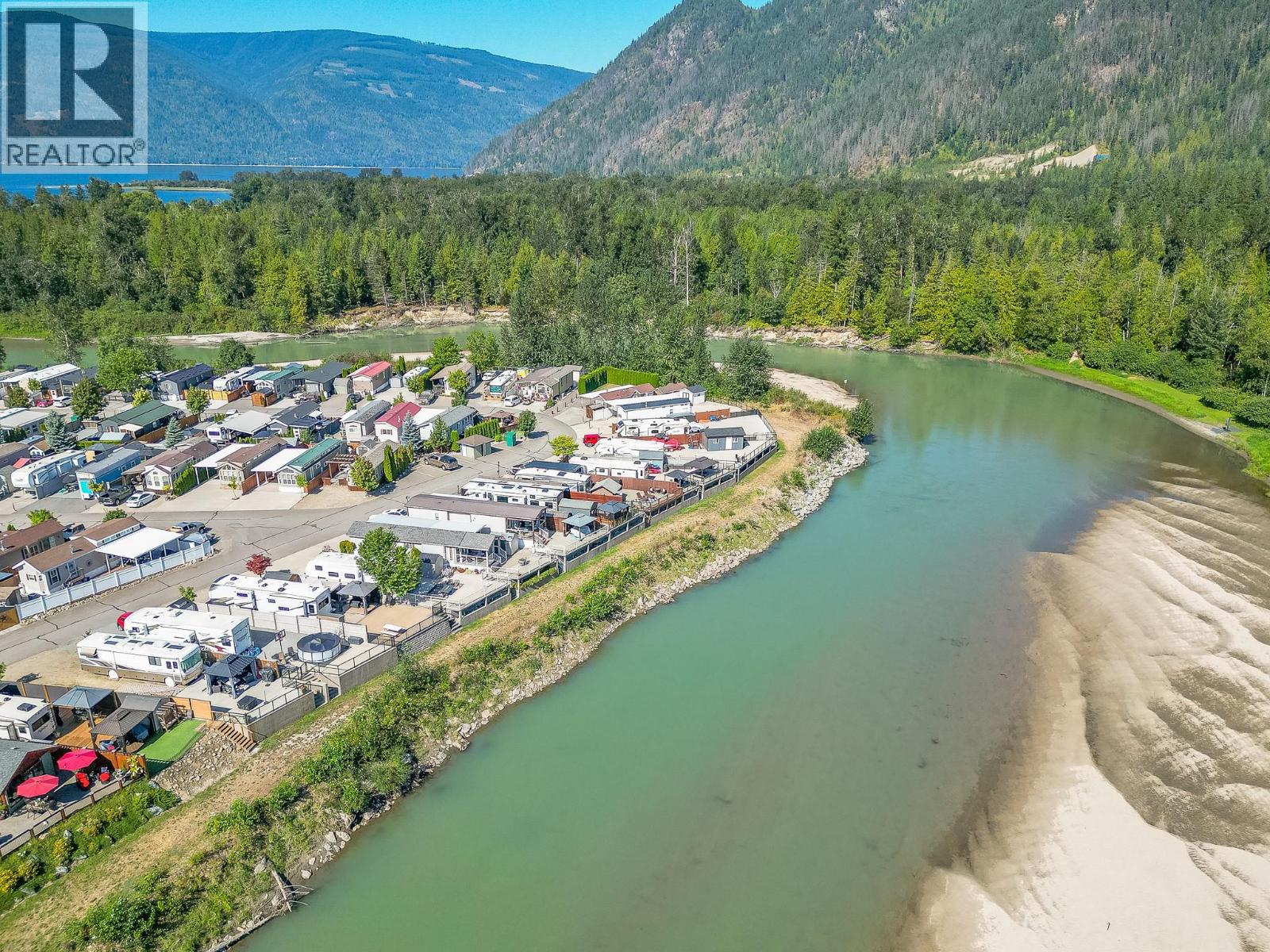 1383 Silver Sands Road Unit# 30, Sicamous, British Columbia  V0E 2V4 - Photo 28 - 10398648