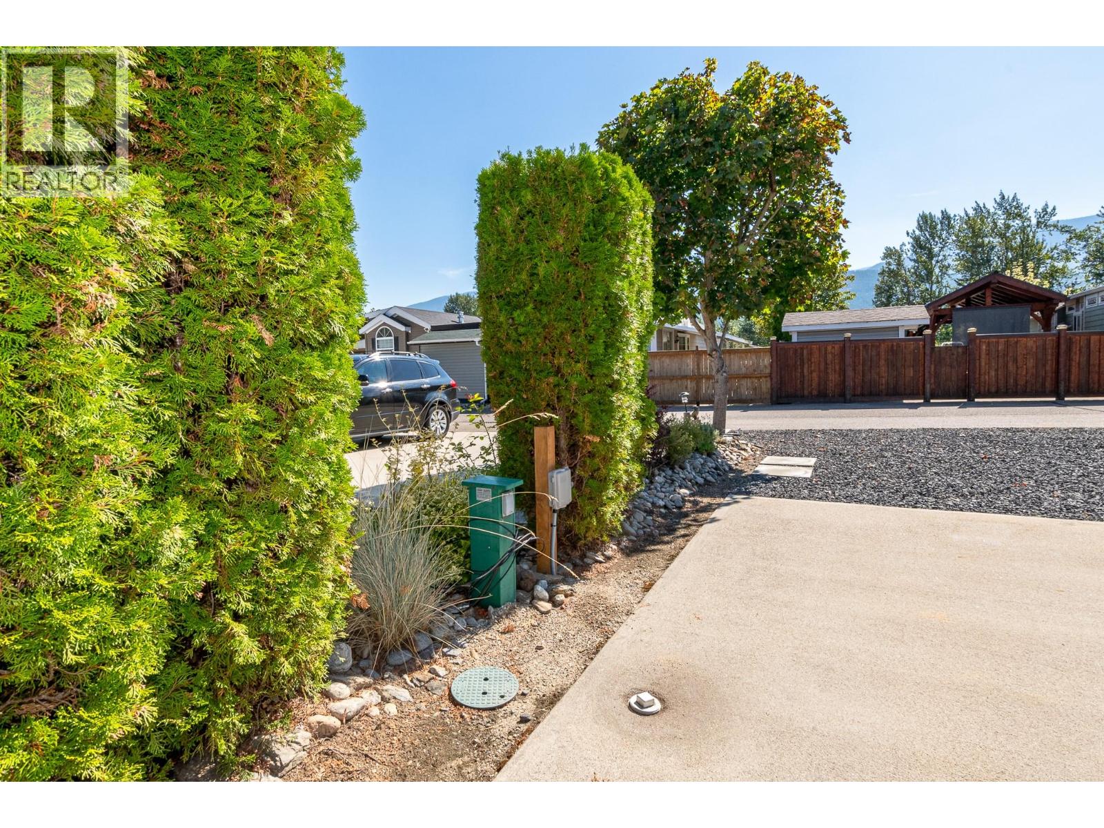 1383 Silver Sands Road Unit# 30, Sicamous, British Columbia  V0E 2V4 - Photo 8 - 10398648