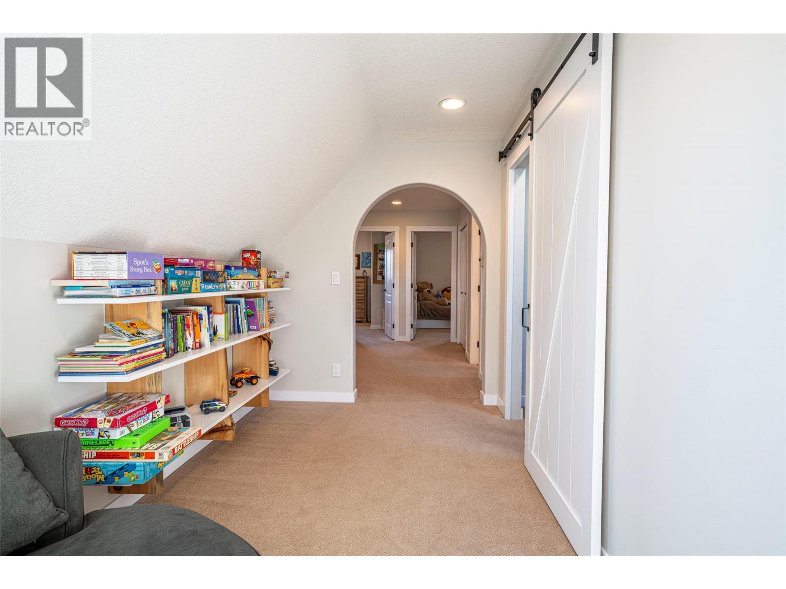 1867 Portland Avenue, Kelowna, British Columbia  V1V 1R9 - Photo 32 - 10398551
