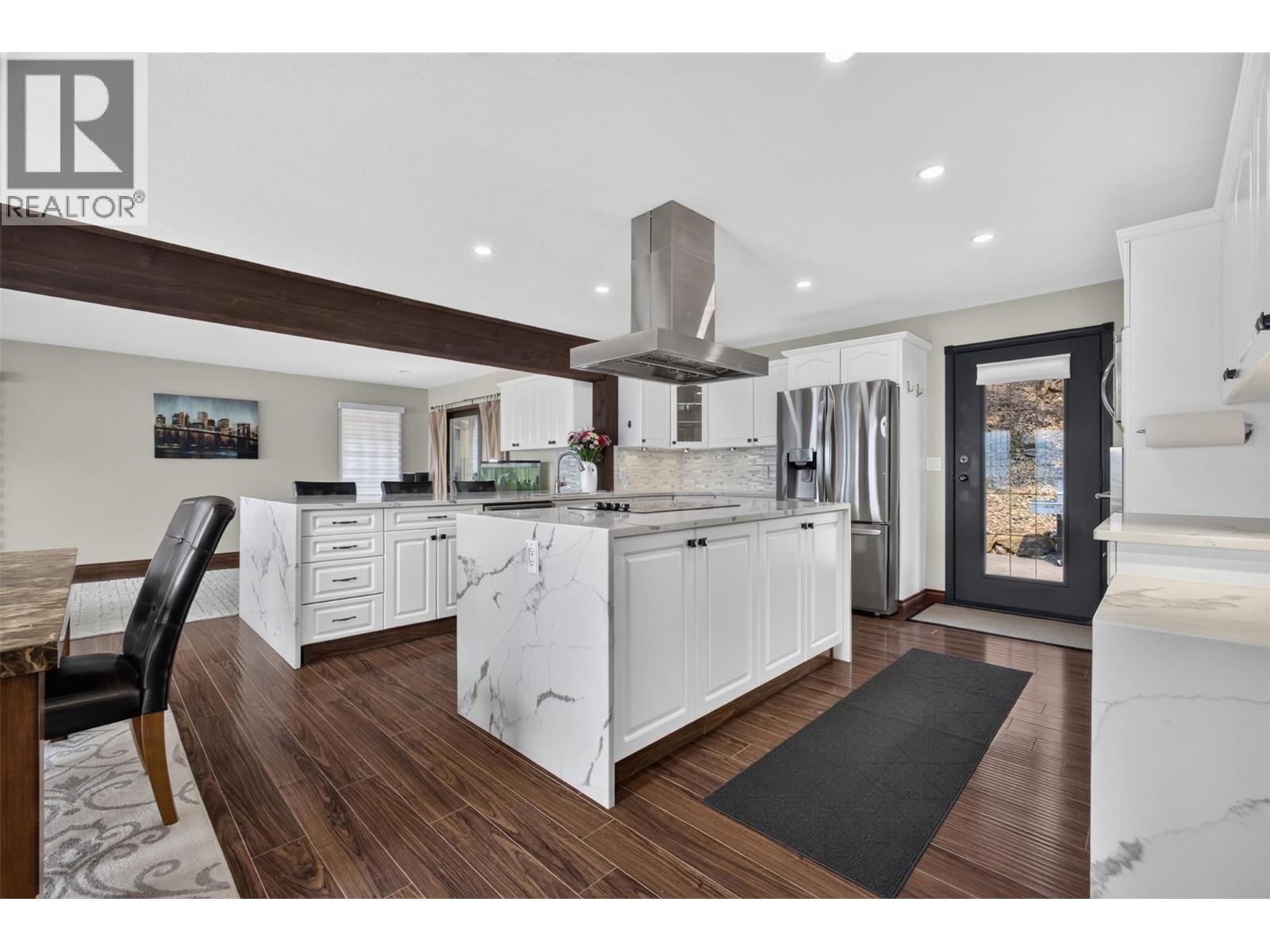 7959 Tronson Road, Vernon, British Columbia  V1T 6L7 - Photo 10 - 10397965