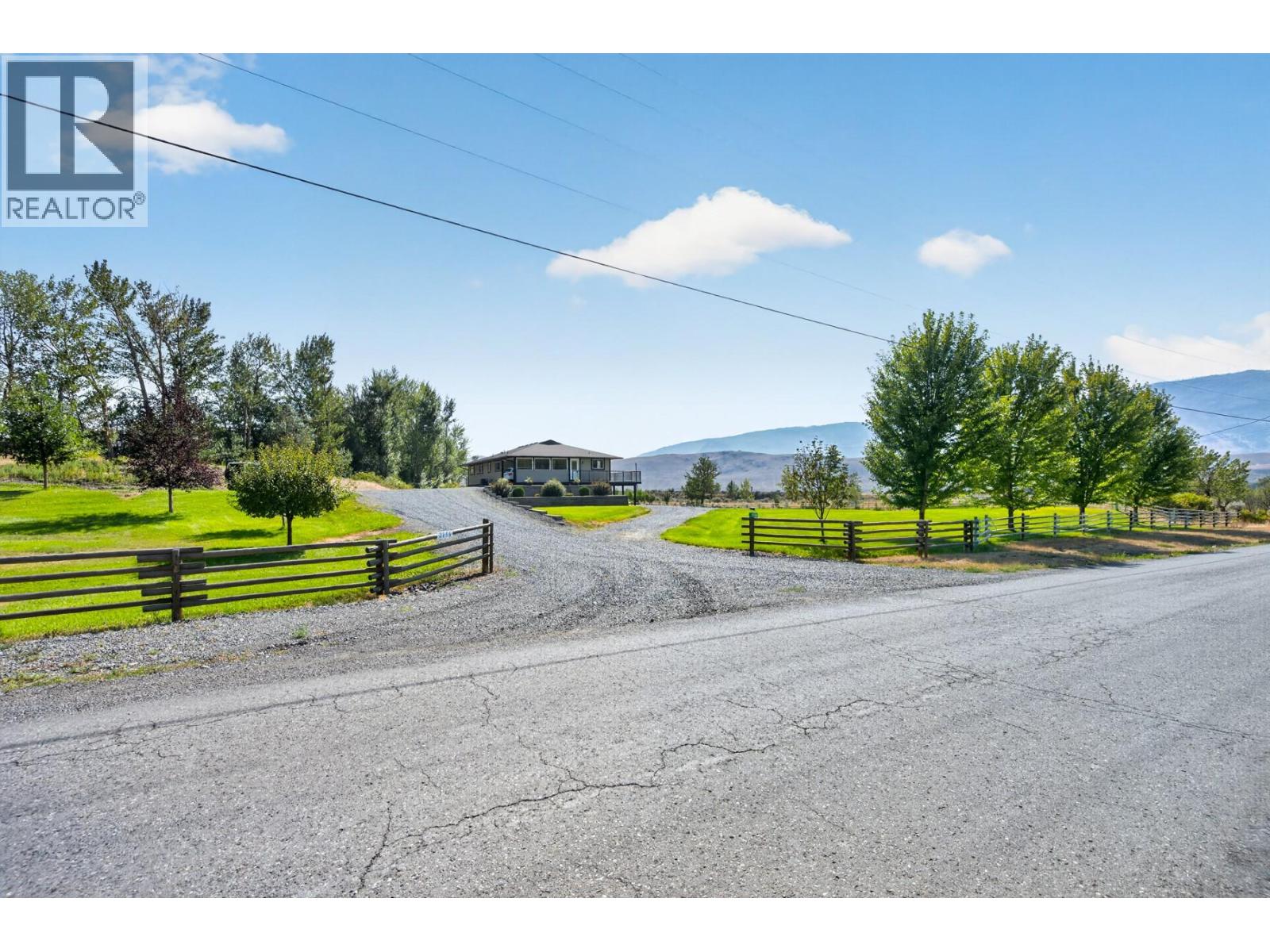 2156 Back Valley Road, Cache Creek, British Columbia  V0K 1H0 - Photo 1 - 10398704