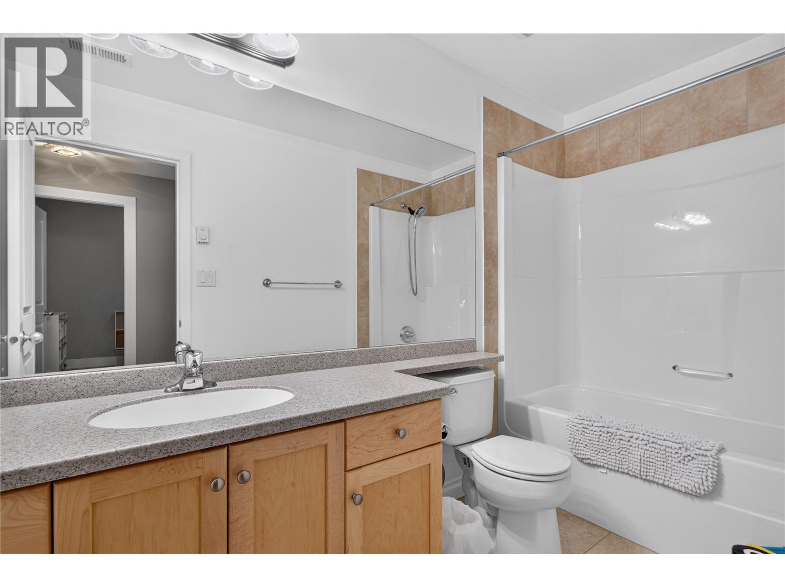 277 Yorkton Avenue Unit# 305, Penticton, British Columbia  V2A 3V4 - Photo 15 - 10398586