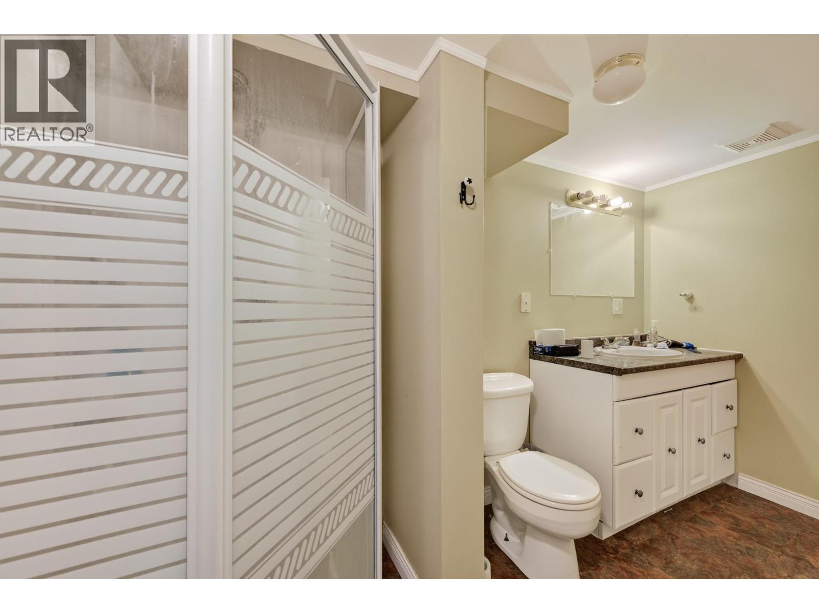 5855 Dallas Drive, Kamloops, British Columbia  V2C 4X3 - Photo 15 - 10398810