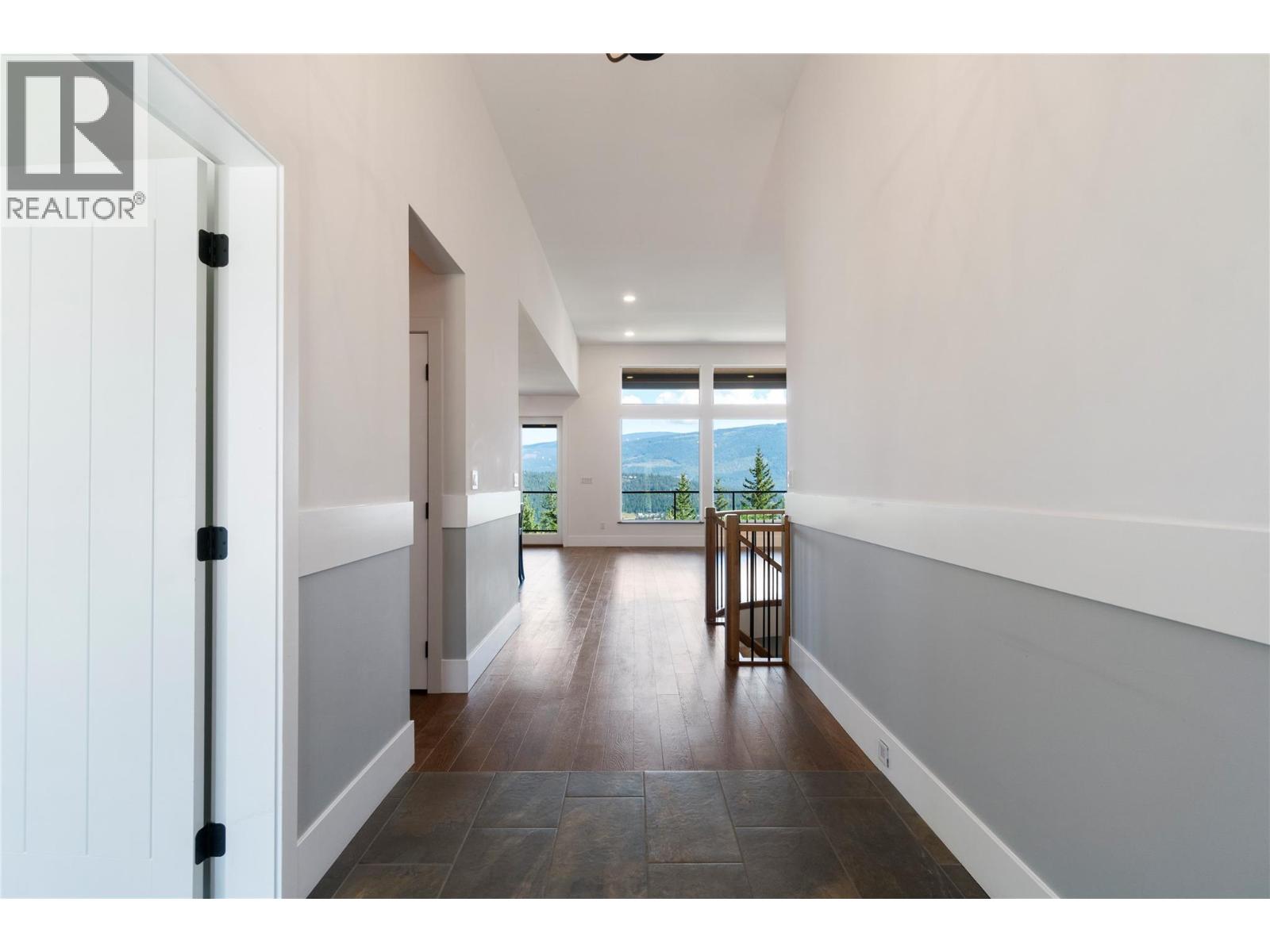 2510 Highlands Drive, Blind Bay, British Columbia  V0E 1H2 - Photo 3 - 10398799
