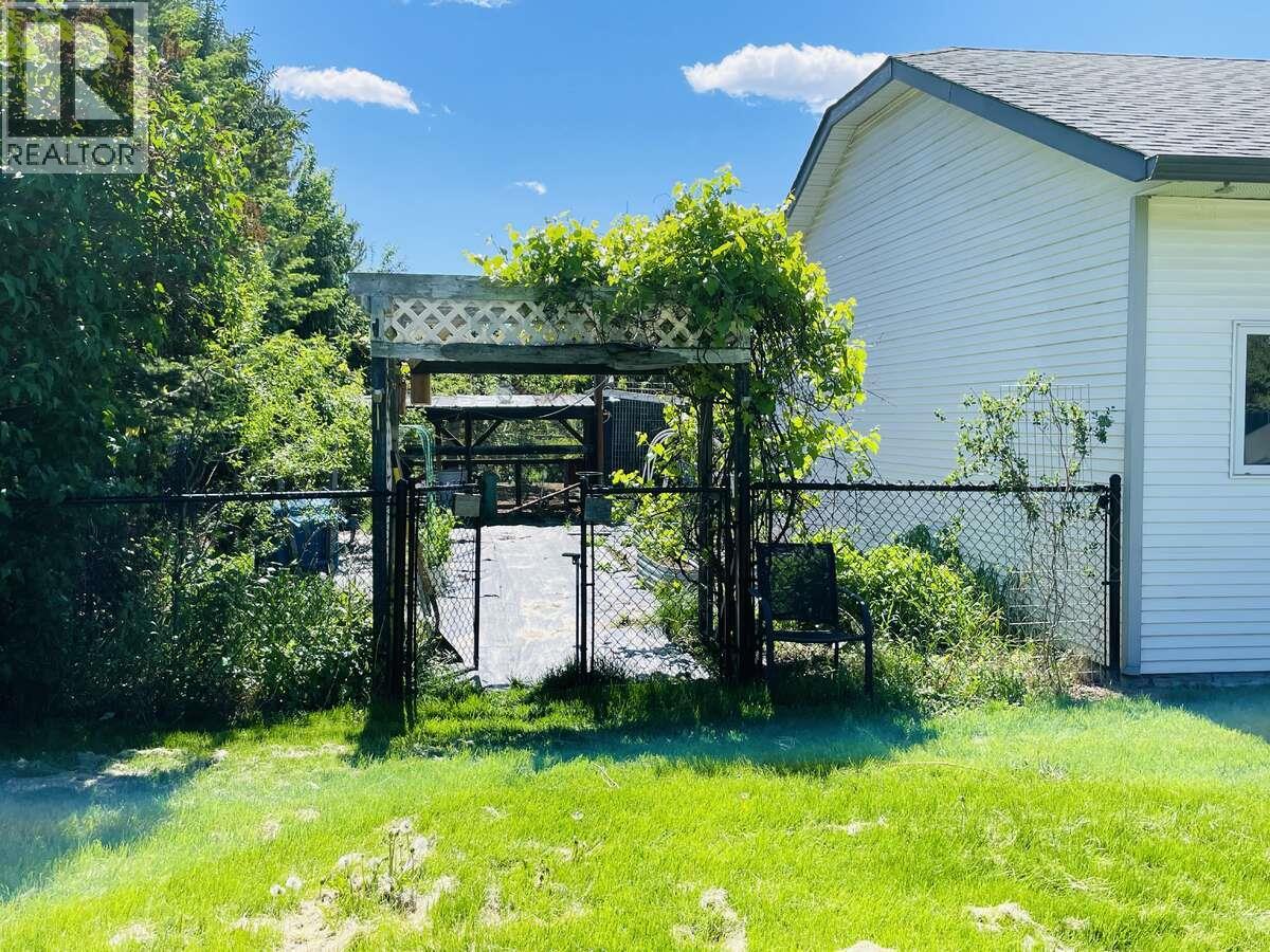 163 Puett Ranch Road, Kamloops, British Columbia  V2H 1M9 - Photo 25 - 10398817