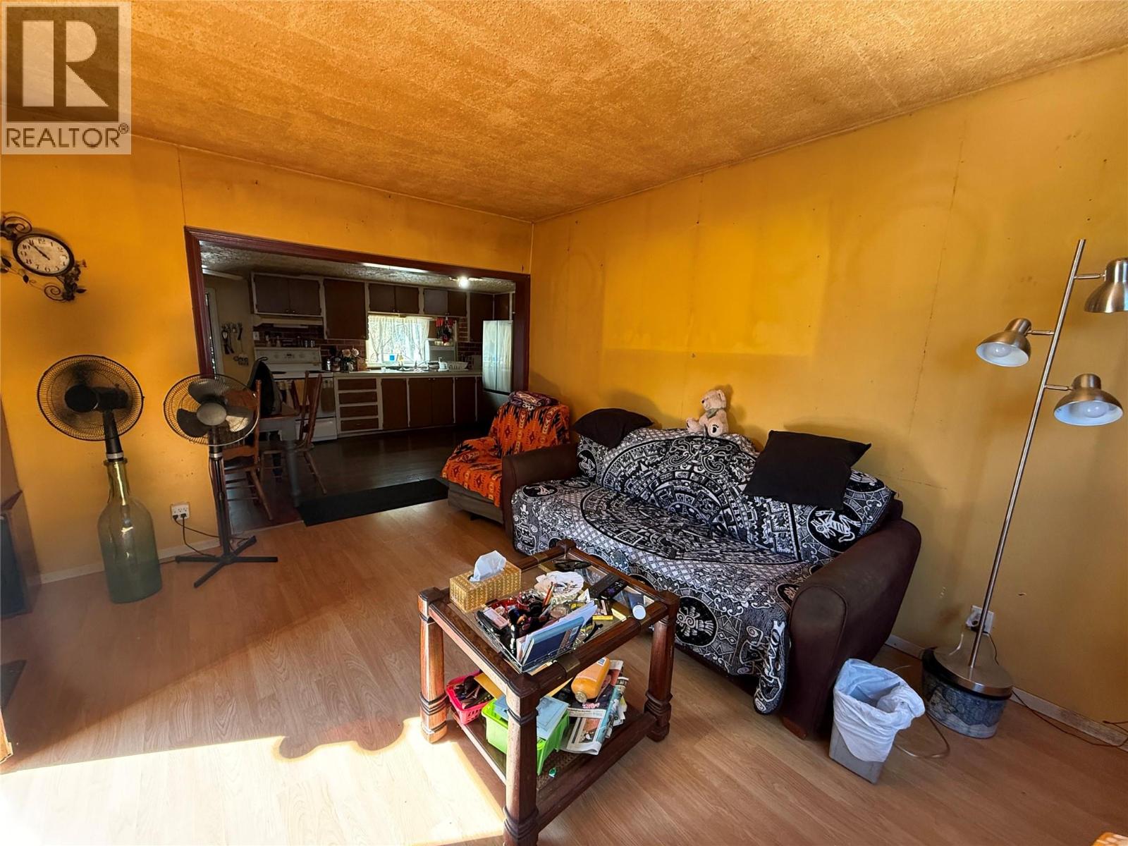 943 Mountain Street, Trail, British Columbia  V1R 3G6 - Photo 6 - 10398793
