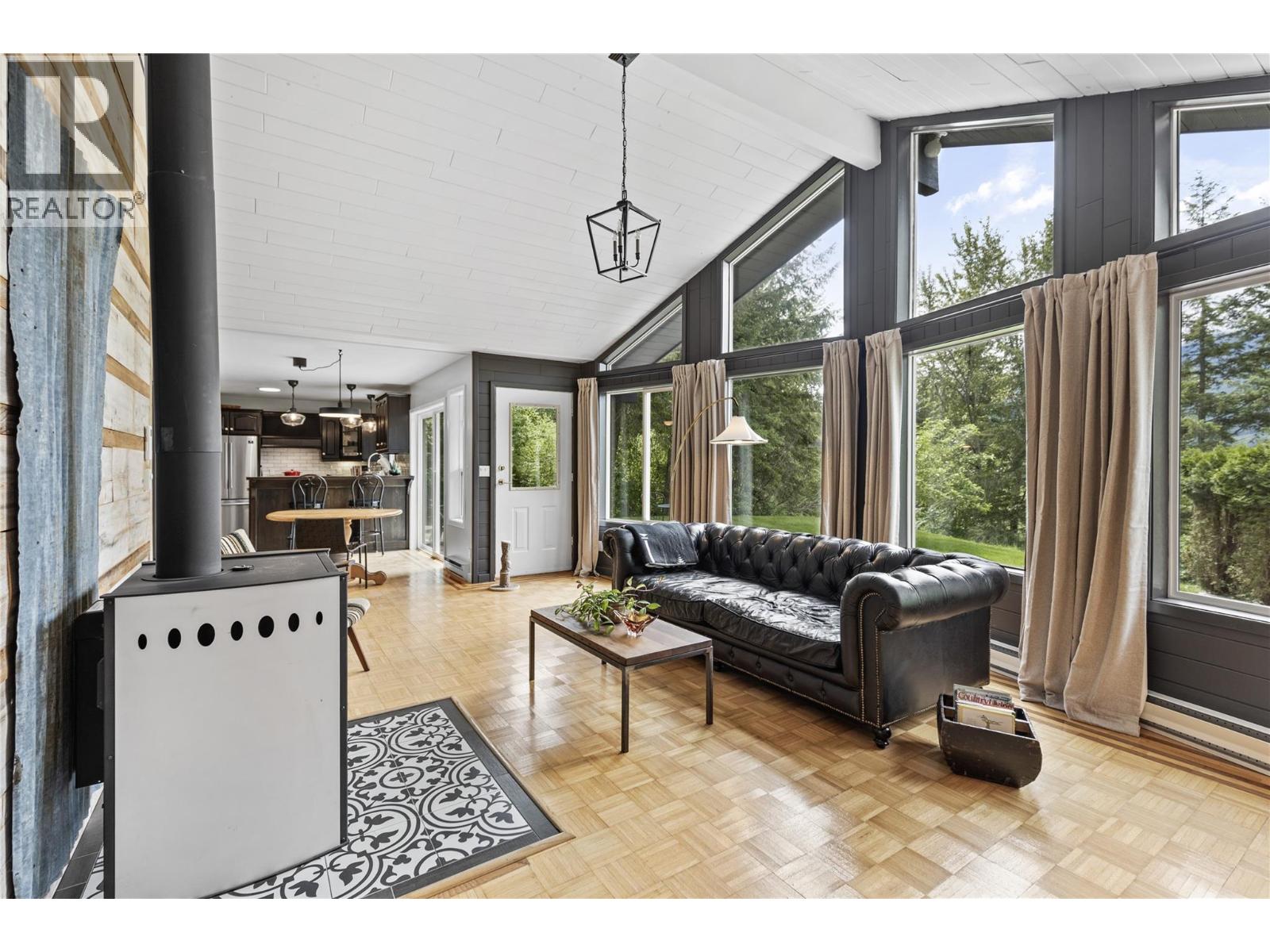1209 Bain Road, Clearwater, British Columbia  V0E 1N1 - Photo 17 - 10398832