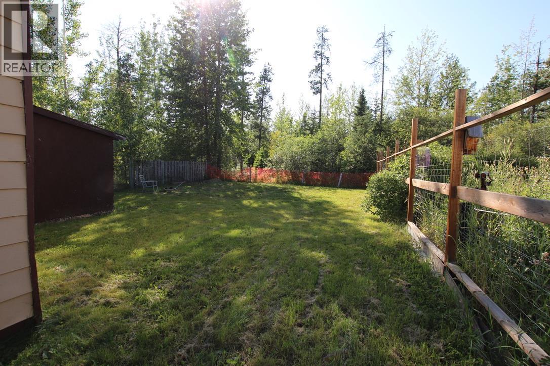 436 Bergeron Drive, Tumbler Ridge, British Columbia  V0C 2W0 - Photo 2 - 10398816