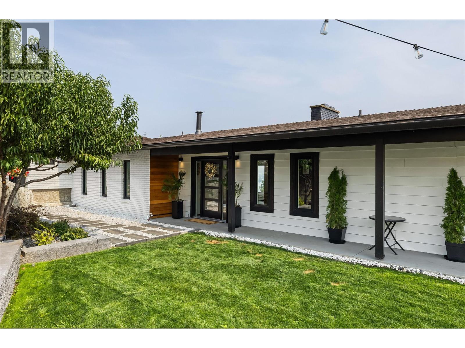 2751 Lakeview Road, West Kelowna, British Columbia  V1Z 1Y5 - Photo 1 - 10398581