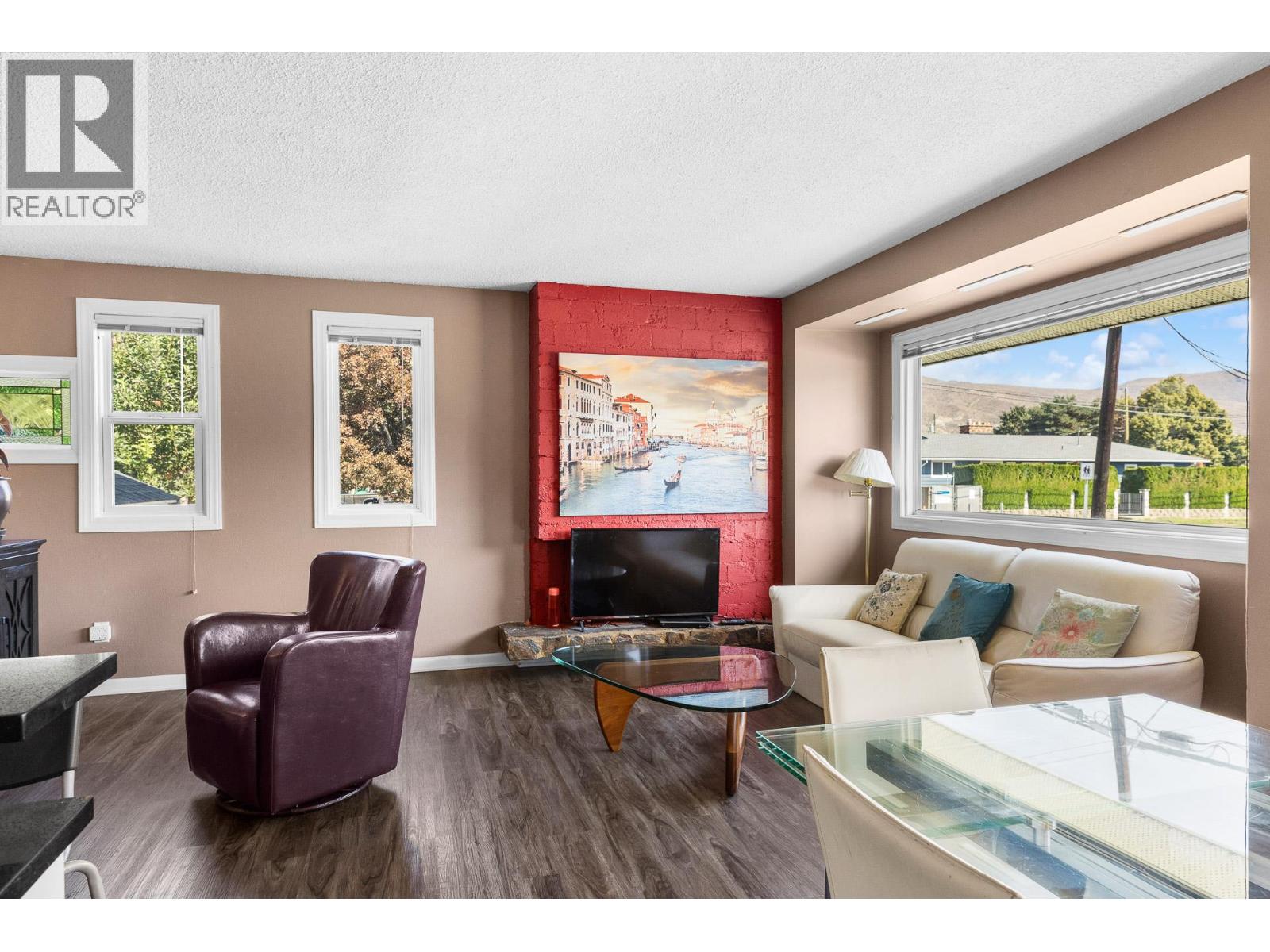 1090 Windbreak Street, Kamloops, British Columbia  V2B 5P9 - Photo 12 - 10398720