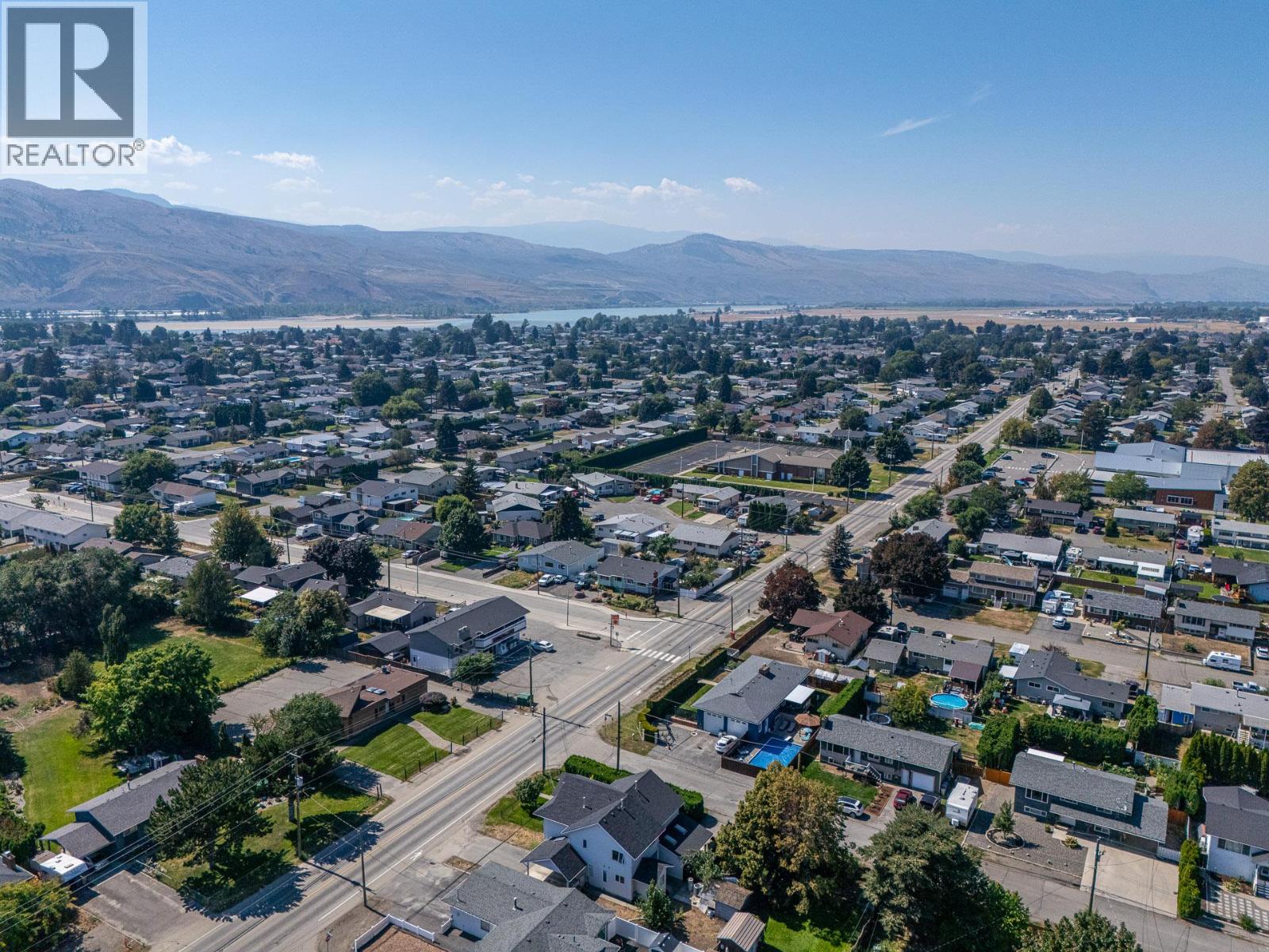 1090 Windbreak Street, Kamloops, British Columbia  V2B 5P9 - Photo 31 - 10398720