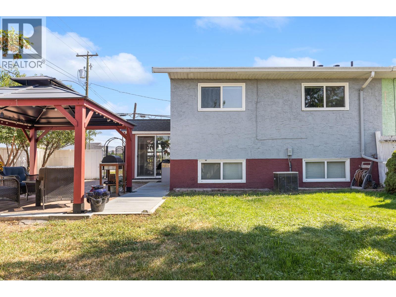 1090 Windbreak Street, Kamloops, British Columbia  V2B 5P9 - Photo 7 - 10398720