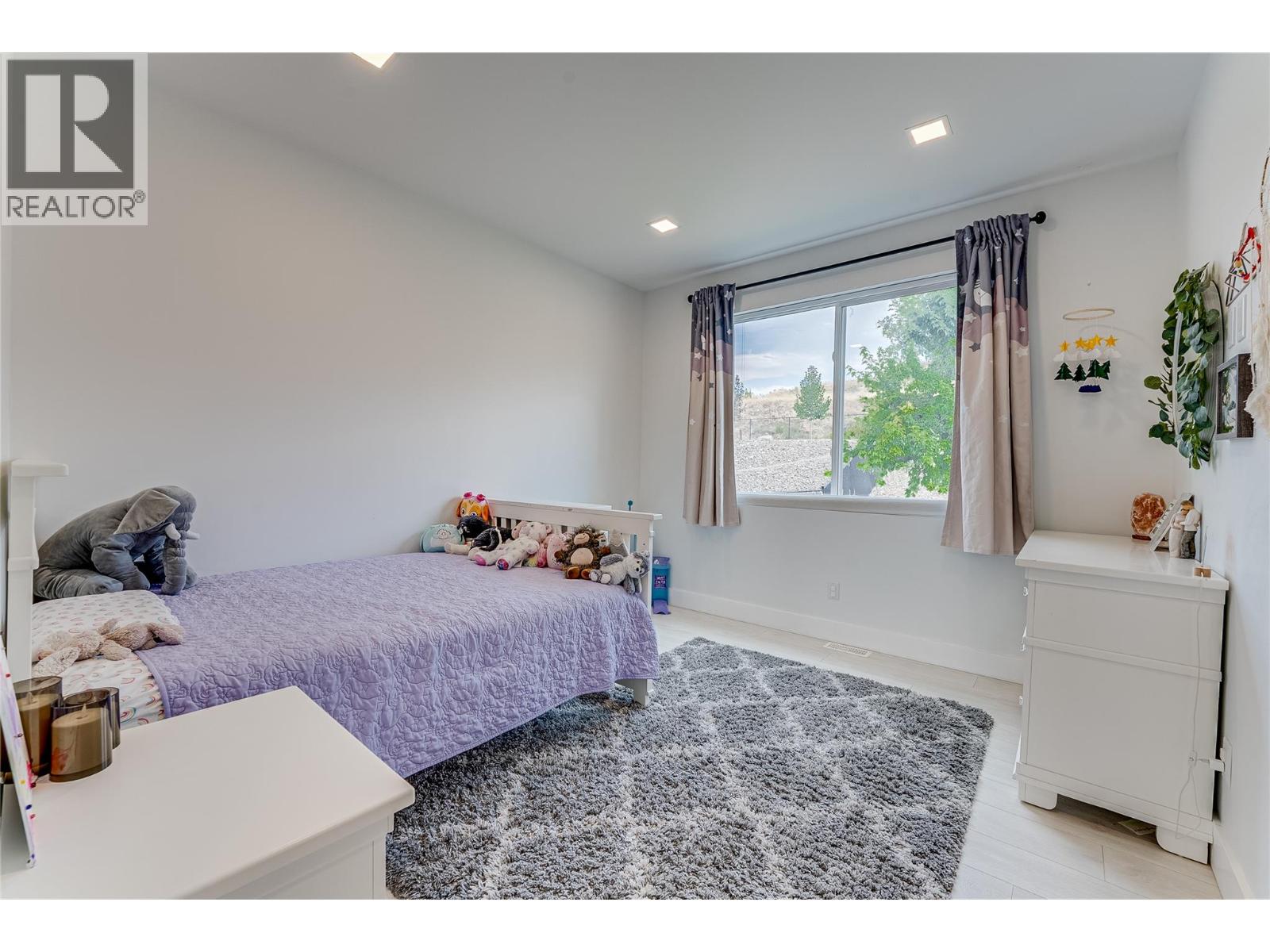 7180 Apex Drive, Vernon, British Columbia  V1B 4E4 - Photo 39 - 10397809