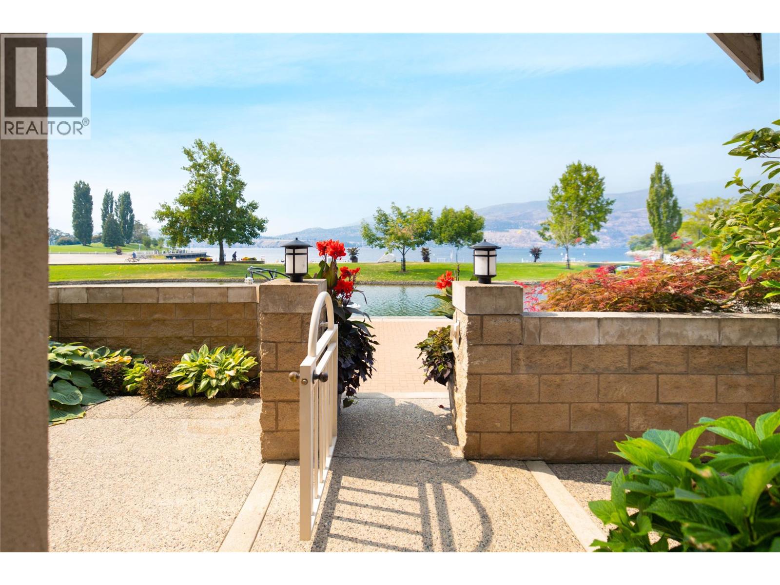 1156 Sunset Drive Unit# 123, Kelowna, British Columbia  V1Y 9R7 - Photo 1 - 10398368