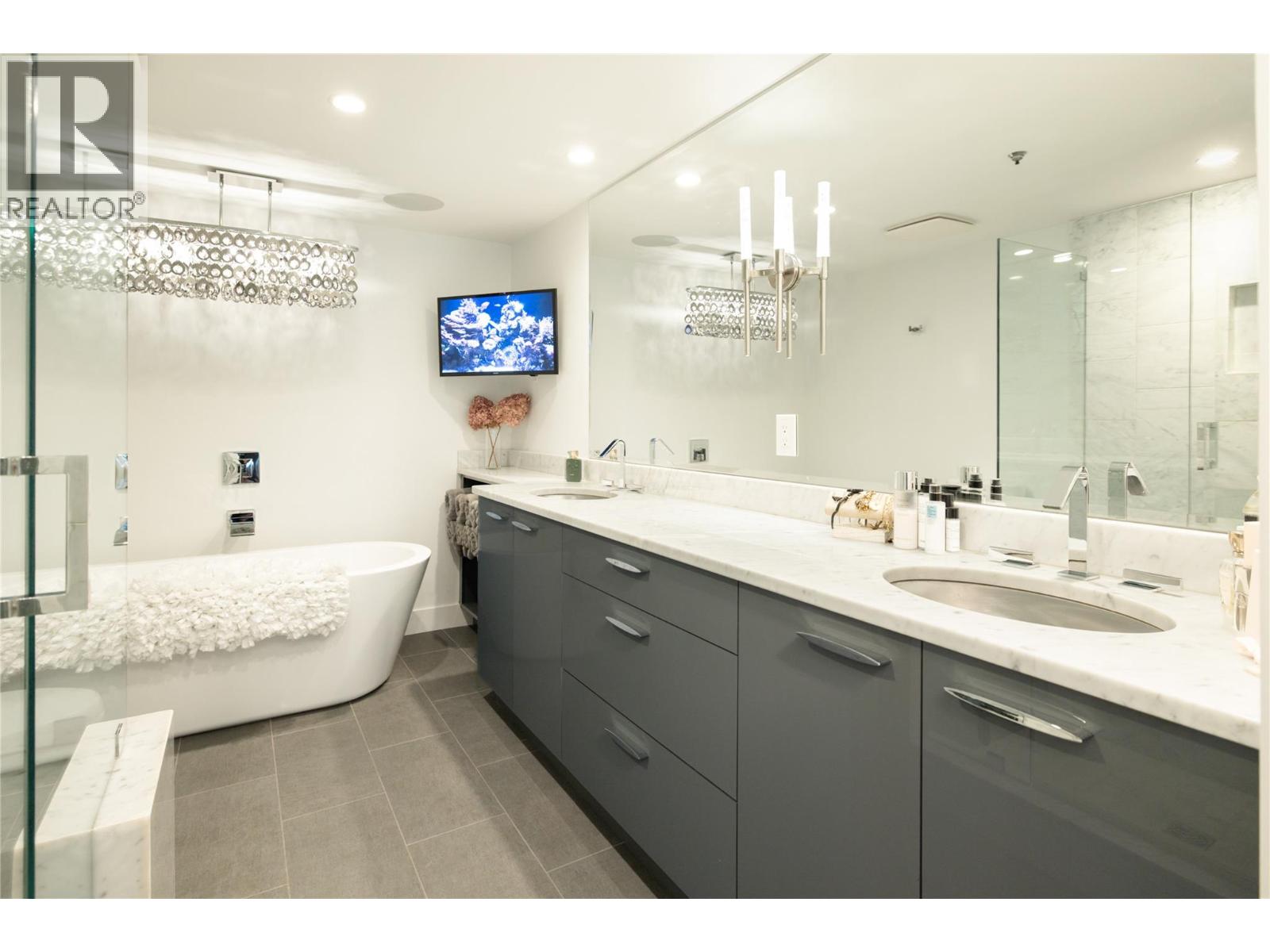 1156 Sunset Drive Unit# 123, Kelowna, British Columbia  V1Y 9R7 - Photo 30 - 10398368
