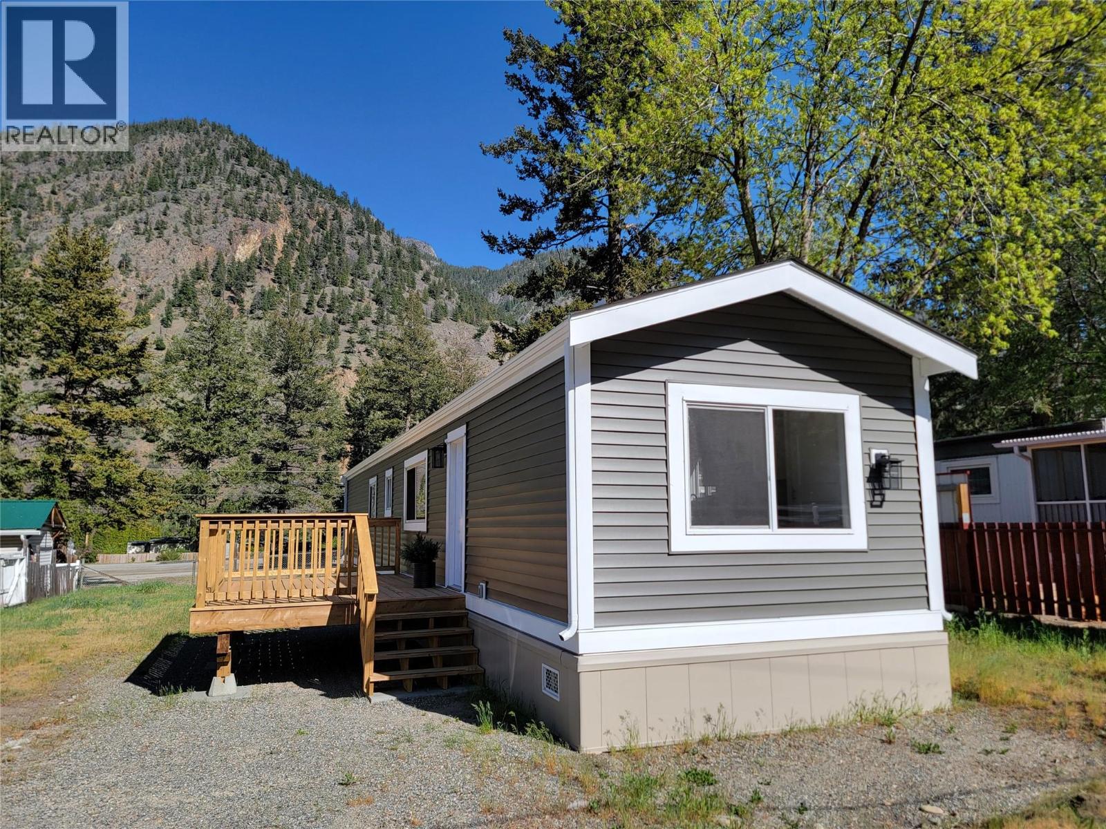 1514 Highway 3a Unit# 3, Keremeos, British Columbia  V0X 1N6 - Photo 1 - 10398801