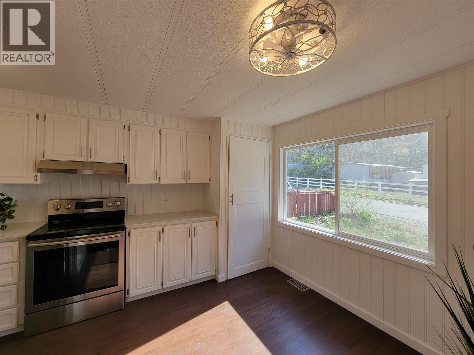 1514 Highway 3a Unit# 3, Keremeos, British Columbia  V0X 1N6 - Photo 13 - 10398801