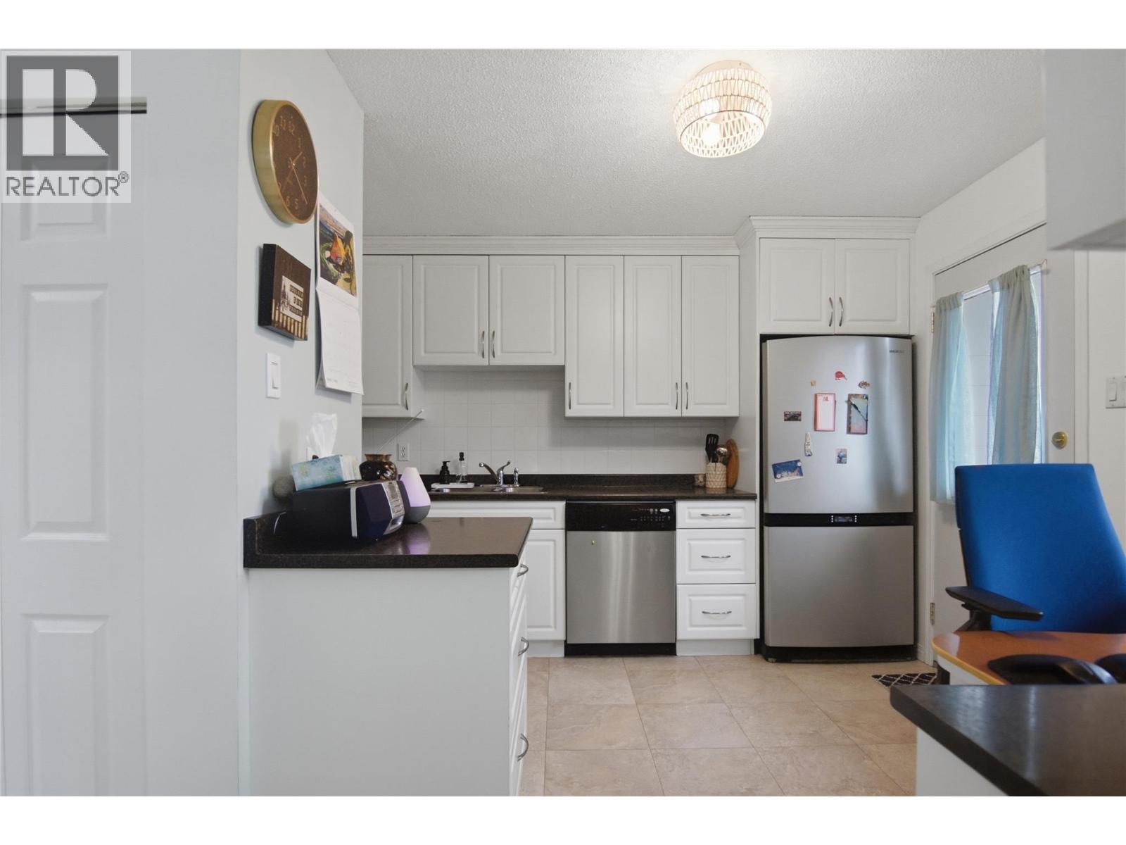 2505 Sunset Drive Unit# 1, Kamloops, British Columbia  V2C 4K1 - Photo 12 - 10398613