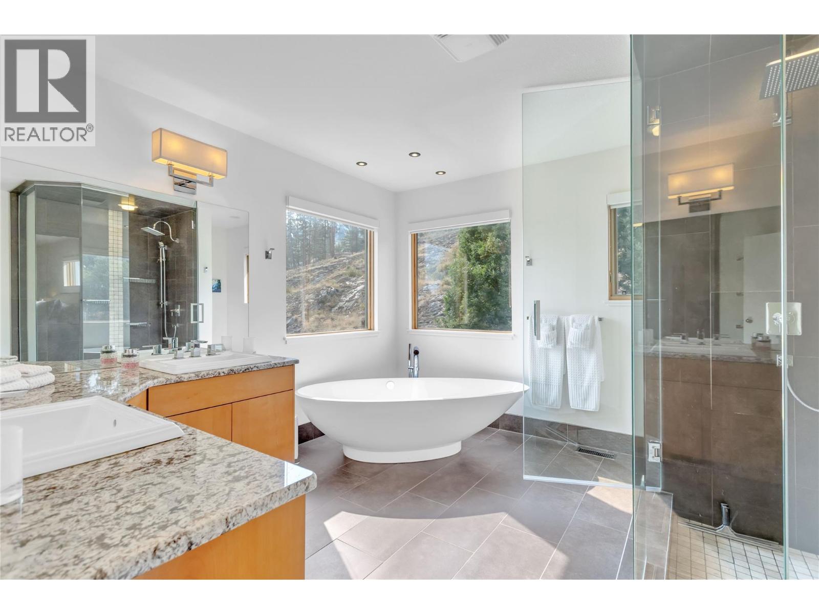 5851 Lakeshore Road, Kelowna, British Columbia  V1W 4J5 - Photo 24 - 10398427