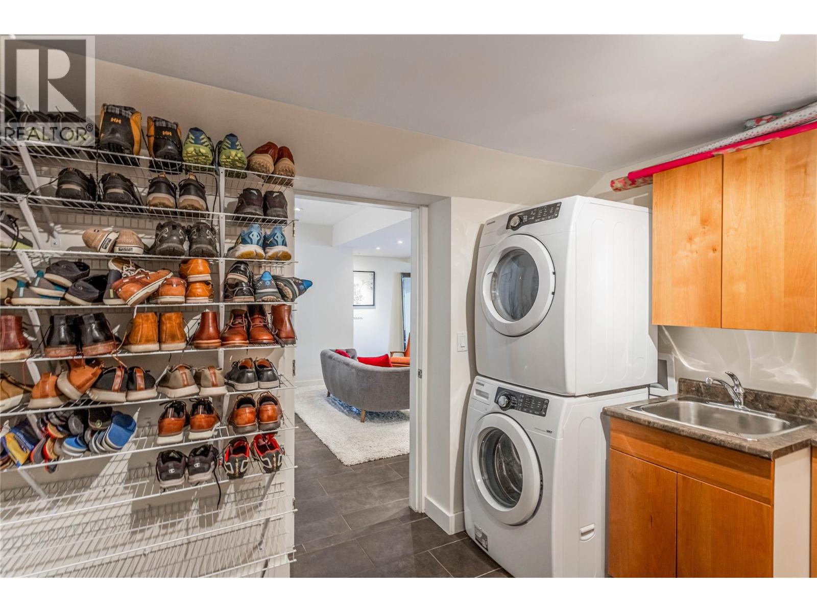 5851 Lakeshore Road, Kelowna, British Columbia  V1W 4J5 - Photo 30 - 10398427