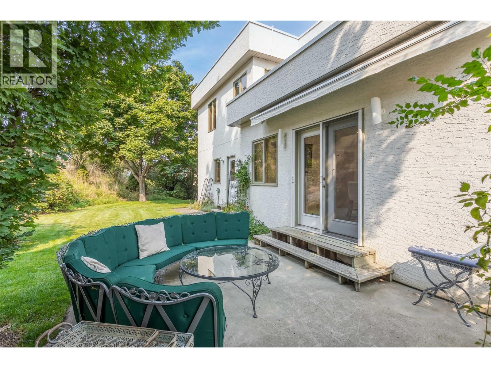 5851 Lakeshore Road, Kelowna, British Columbia  V1W 4J5 - Photo 36 - 10398427