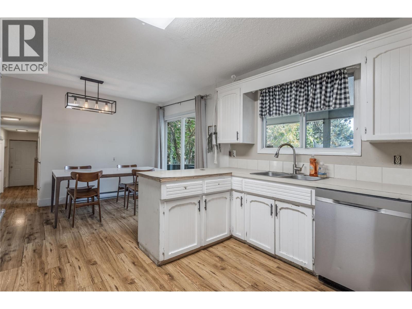 465 Bach Road, Kelowna, British Columbia  V1X 2K8 - Photo 12 - 10398319