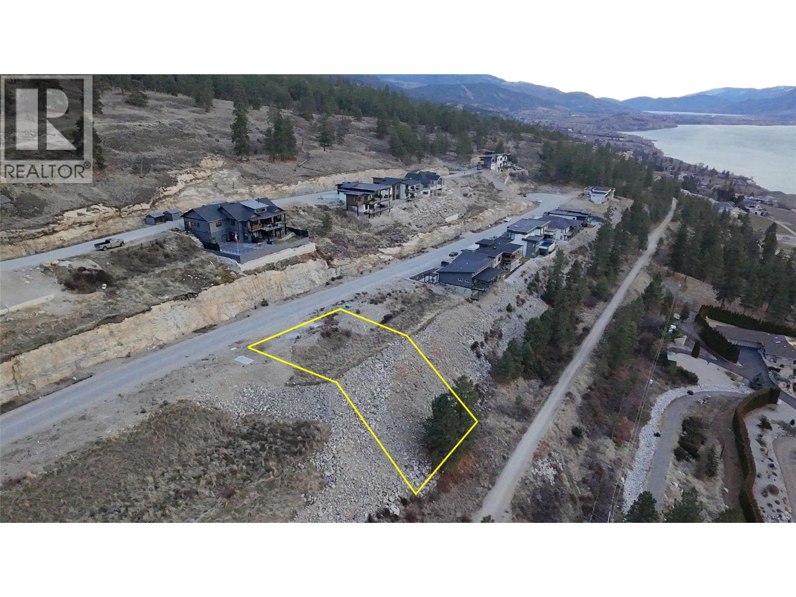 2485 Workman Place, Naramata, British Columbia  V0H 1N1 - Photo 3 - 10398573