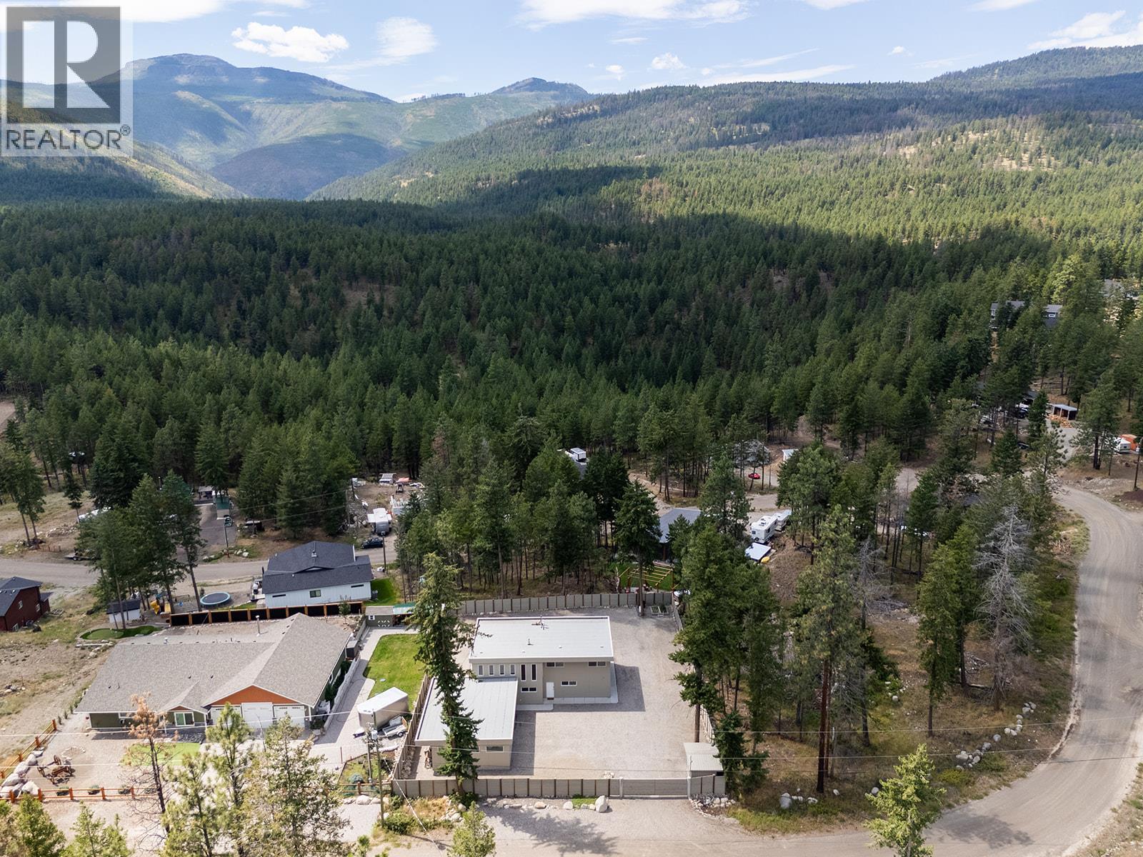 7141 Dunwaters Road, Kelowna, British Columbia  V1Z 3W5 - Photo 18 - 10398795