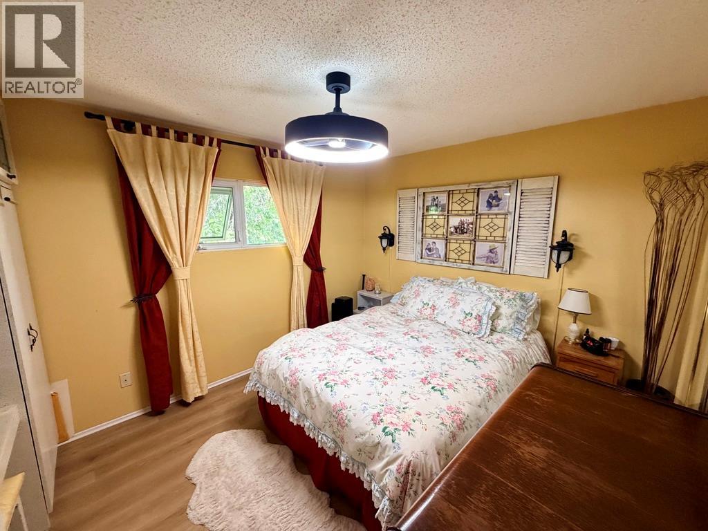 1045 93 Avenue, Dawson Creek, British Columbia  V1G 1E3 - Photo 14 - 10398862