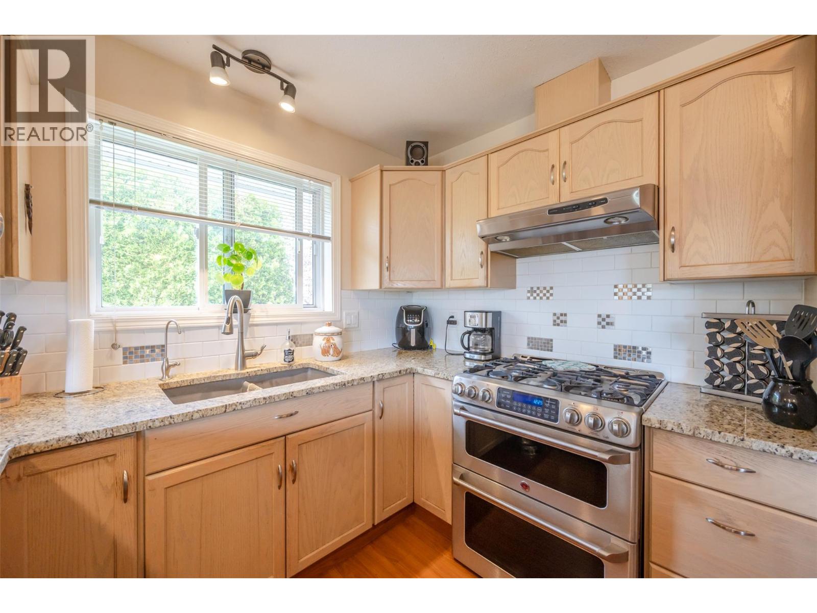 3 Spruce Court, Osoyoos, British Columbia  V0H 1V3 - Photo 24 - 10398849