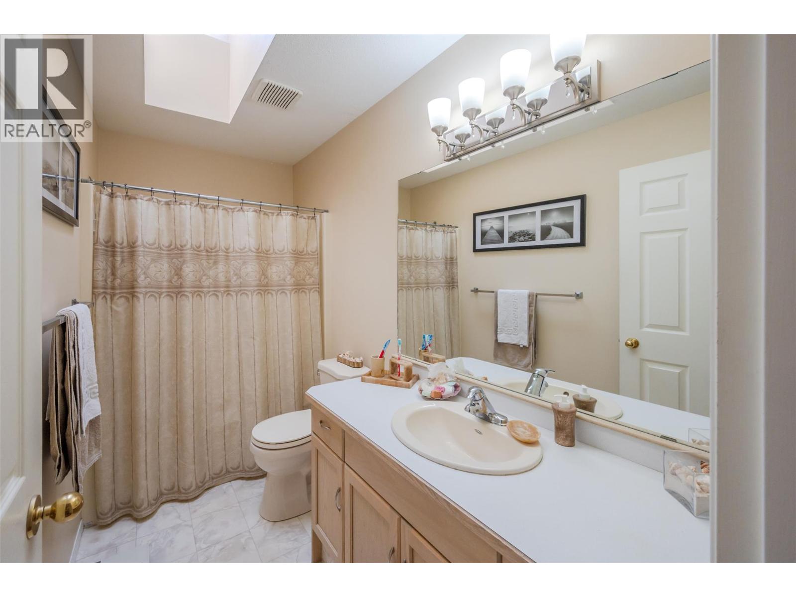 3 Spruce Court, Osoyoos, British Columbia  V0H 1V3 - Photo 34 - 10398849